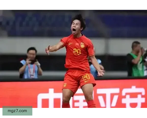 国足对阵卡塔尔首发揭晓王钰栋刘诚宇领衔出战关键之战决胜时刻